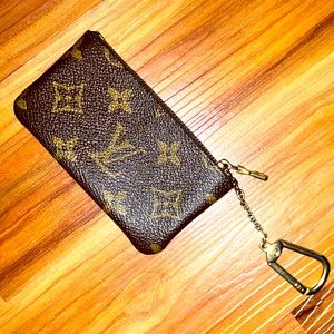 LV wallet / key holder